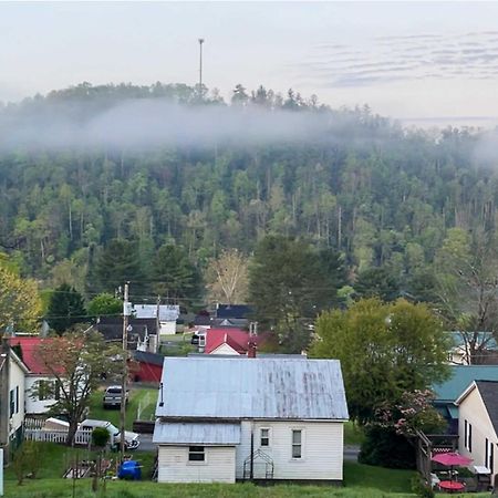 Cozy Fries Escape With Mountain And River Views! Galax Zewnętrze zdjęcie
